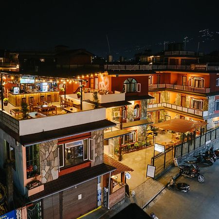 Hostel Dharma Backpackers Pokhara Exterior foto