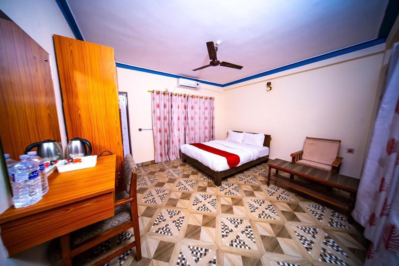 Hostel Dharma Backpackers Pokhara Exterior foto